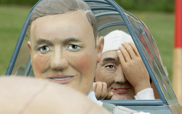 Sch&uuml;er und Lehrer im Kranich