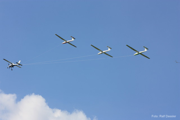 Wilga mit drei Piraten