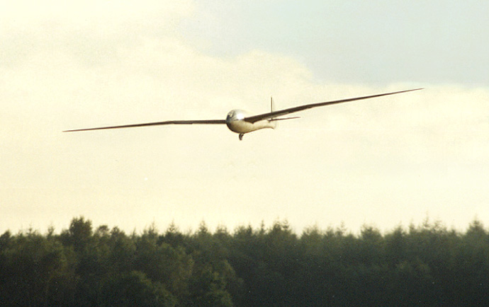 Erstflug