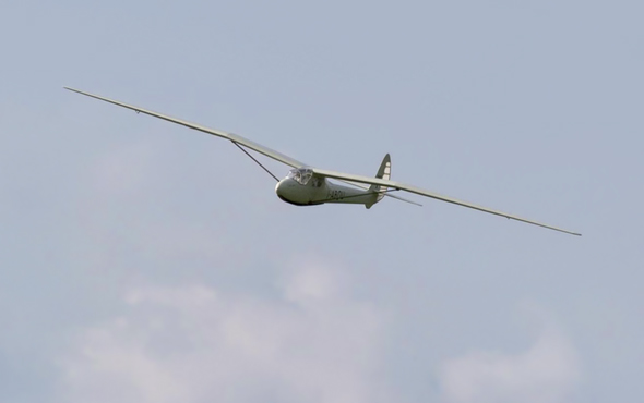 Cat 28 BP Erstflug mit Finish