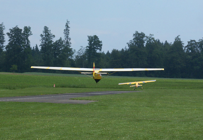 Ka4 "Rh�nlerche" startet im Schlepp