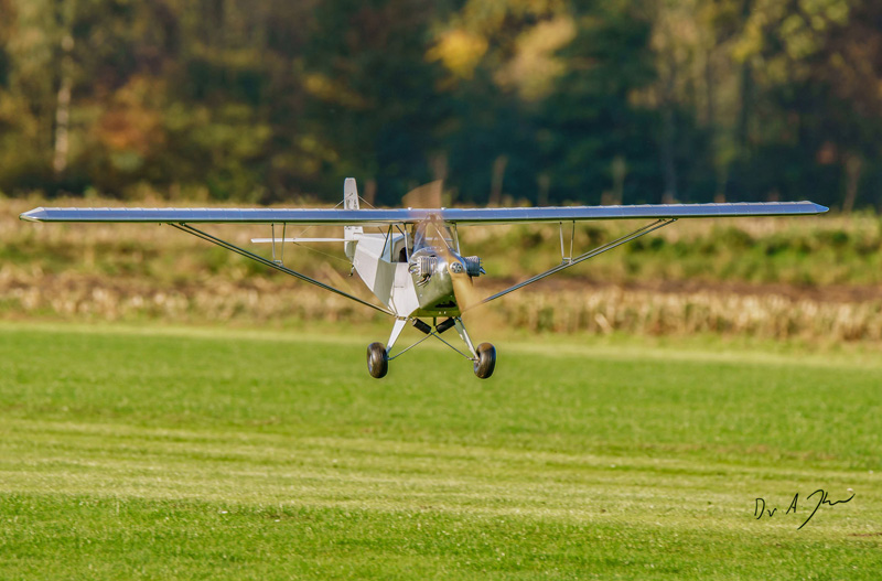 Taylor E-2 CUB landet