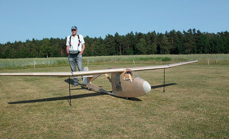 Testpilot Erich in Lauerstellung